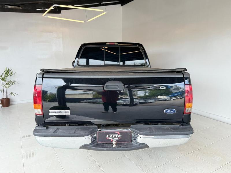 Ford F-250 XLT Csim 4X2 39 Tb Eletr - foto 5