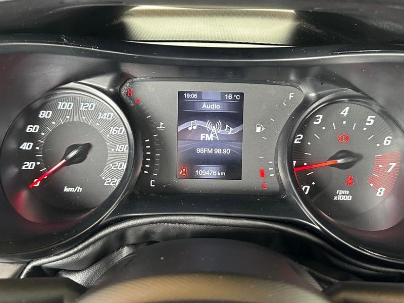 Fiat Argo Precision 1.8 - foto 17