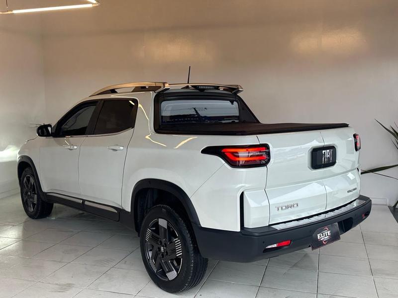 Fiat Toro 13 Turbo 270 Flex Volcano - foto 6
