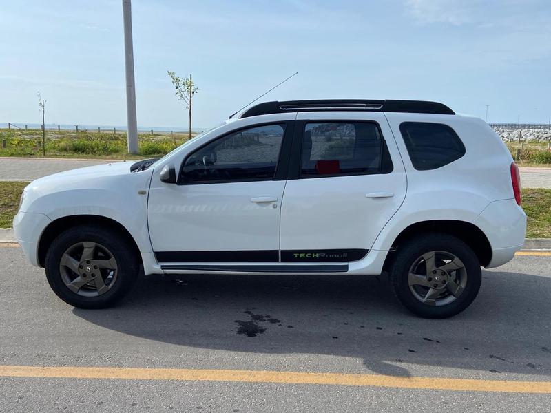 Renault Duster 2.0 D 4x2a - foto 5