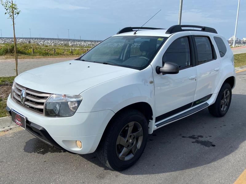 Renault Duster 2.0 D 4x2a - foto 4