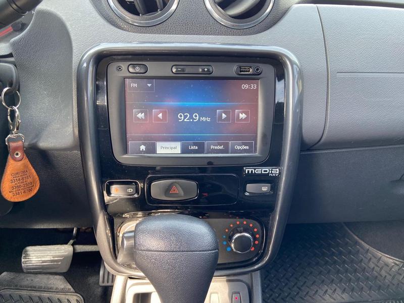 Renault Duster 2.0 D 4x2a - foto 16