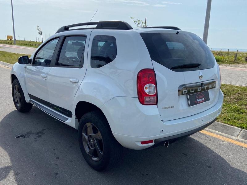 Renault Duster 2.0 D 4x2a - foto 6