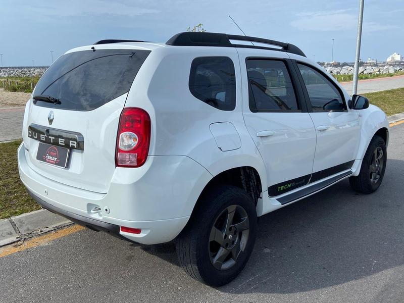 Renault Duster 2.0 D 4x2a - foto 8