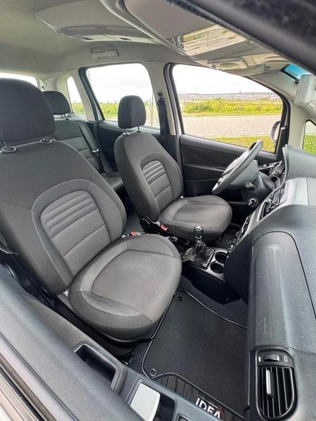 Fiat Idea Attractive 1.4 - foto 11
