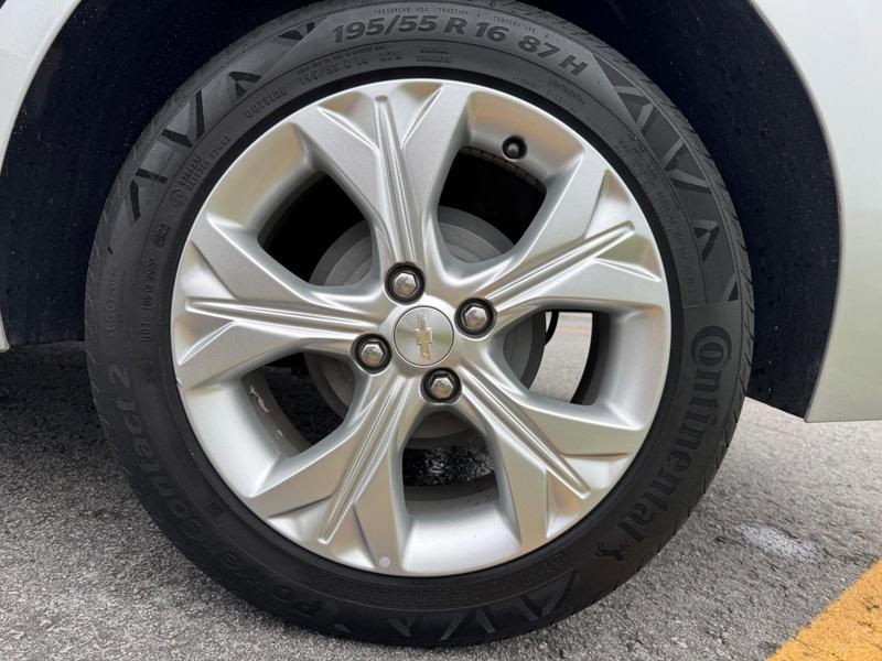 Chevrolet Onix Plus 10tat LTZ - foto 17