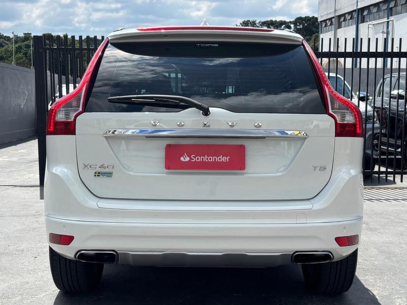 Volvo XC60 2.0 T5 Kin - foto 5