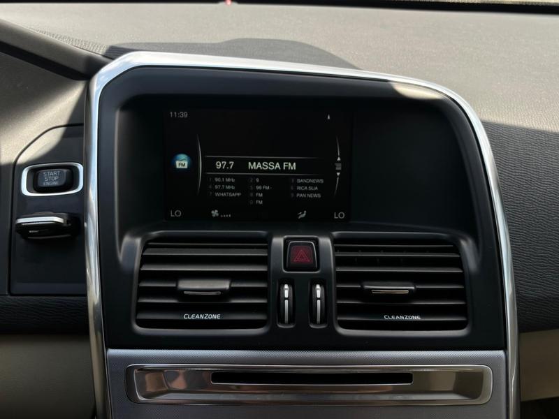 Volvo XC60 2.0 T5 Kin - foto 9