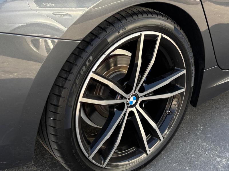 BMW 320i - foto 16