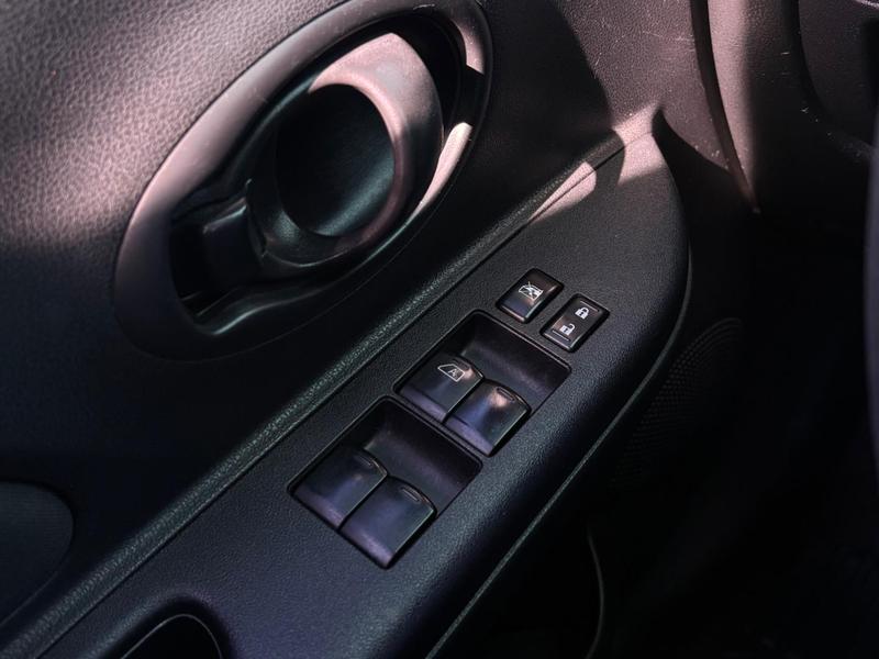 Nissan March 10s Flex - foto 10