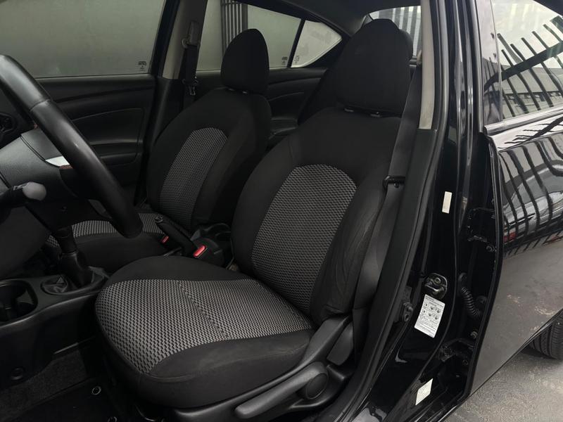 Nissan Versa 1.6 S - foto 13