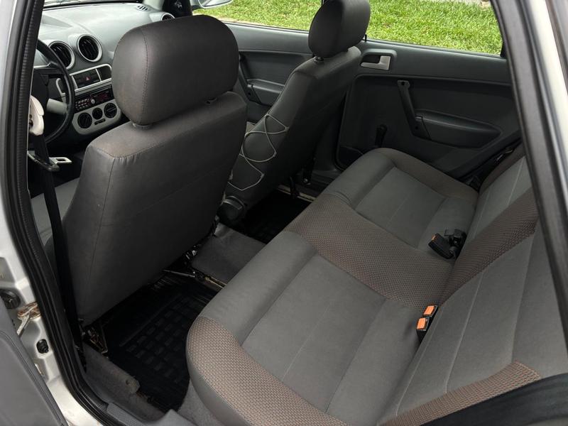 Volkswagen Gol 1.6 Mi Power Total Flex 8V 4P - foto 12
