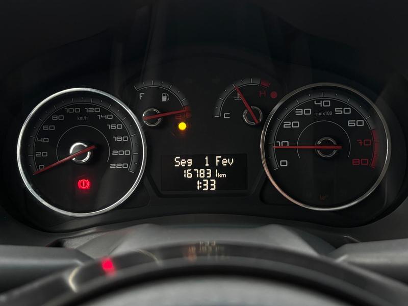 Fiat Palio Attract 1.0 - foto 6