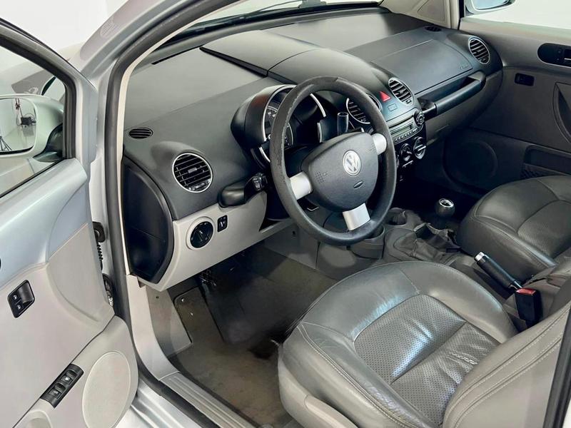 Volkswagen Beetle - foto 8