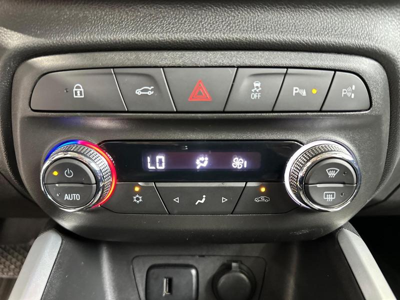 Chevrolet Onix 10tat - foto 19
