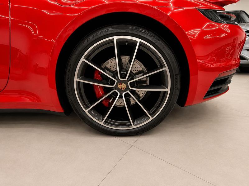 Porsche 911 Carrera - foto 11