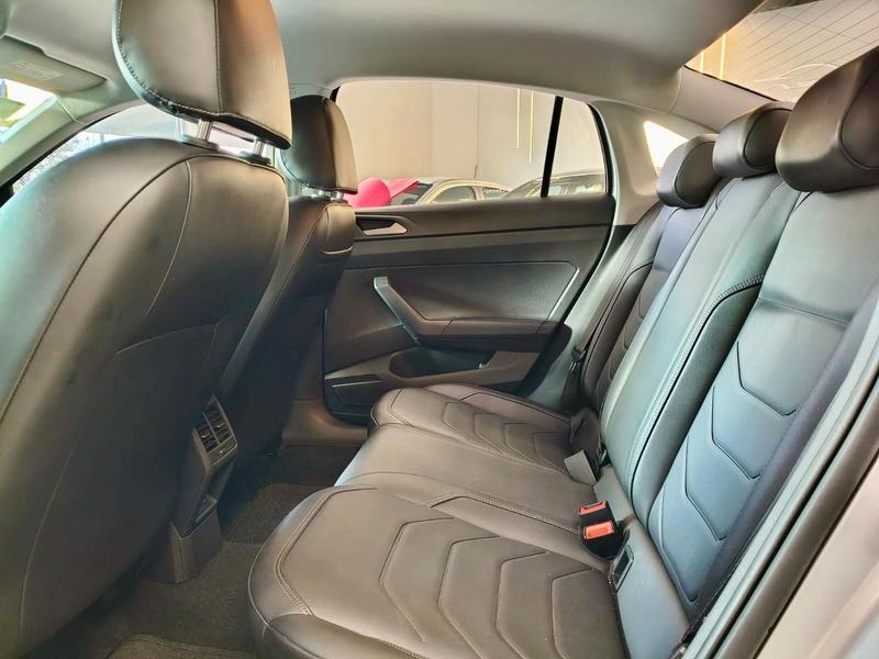 Volkswagen Virtus Comfort 200 TSI 1.0 Flex 12V Automático - foto 10