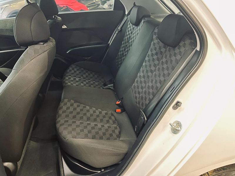Hyundai HB20 1.6 Confort Plus Automático - foto 10
