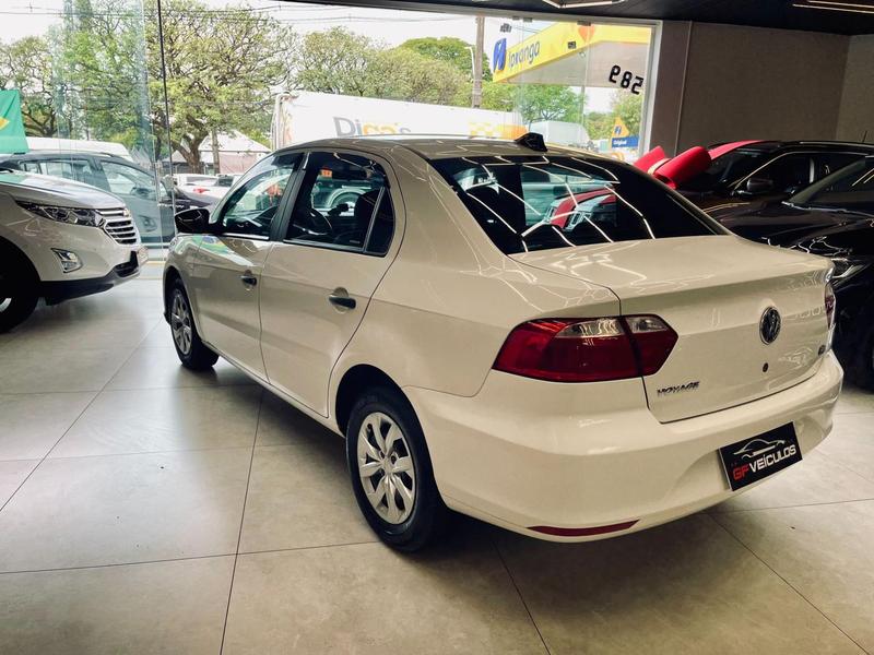 Volkswagen Voyage 10l - foto 4