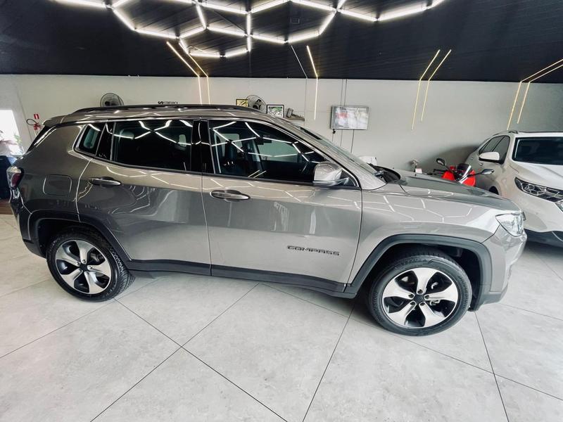 Jeep Compass Longitude 2.0 4X2 Flex 16V Aut. - foto 5