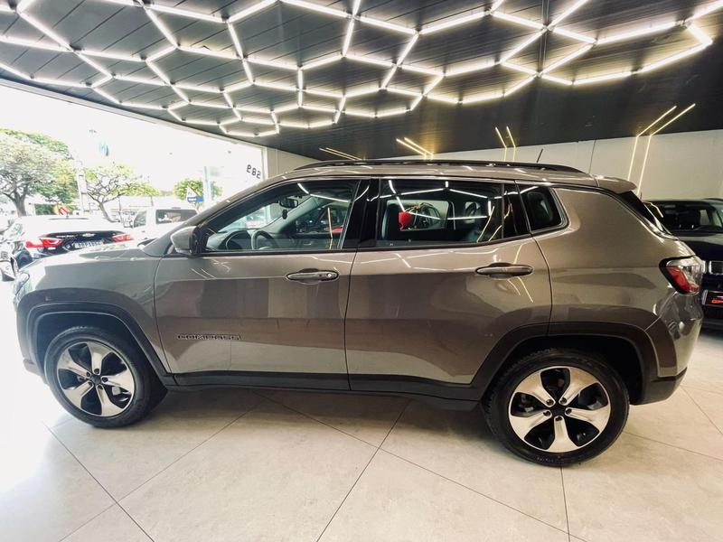 Jeep Compass Longitude 2.0 4X2 Flex 16V Aut. - foto 6