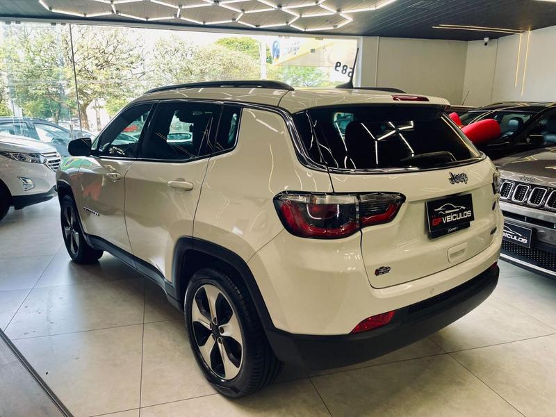 Jeep Compass Longitude 2.0 4X2 Flex 16V Aut. - foto 4