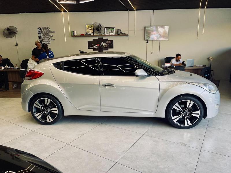 Hyundai Veloster - foto 5