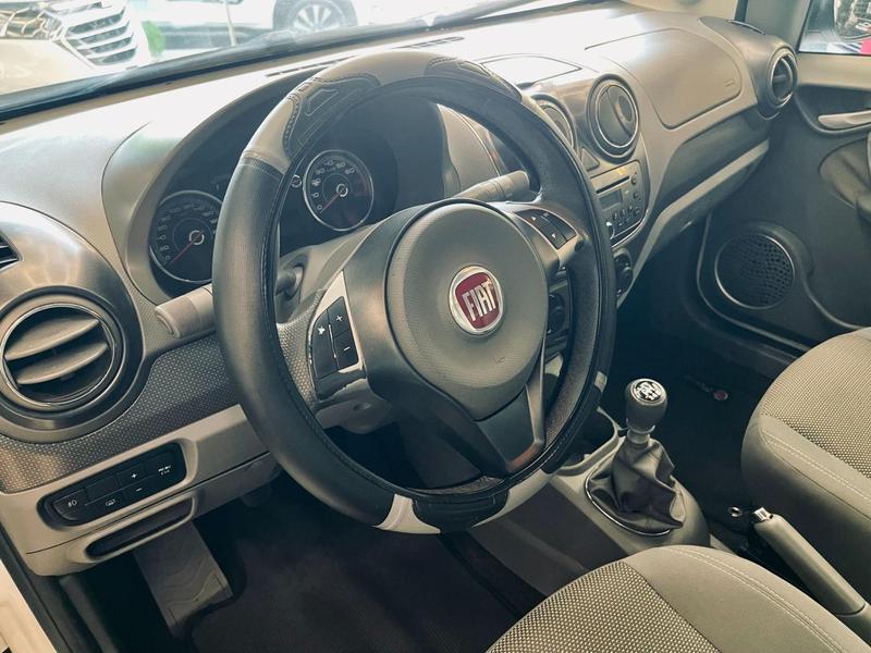 Fiat Palio Essence 1.6 Flex 16V 5P - foto 12