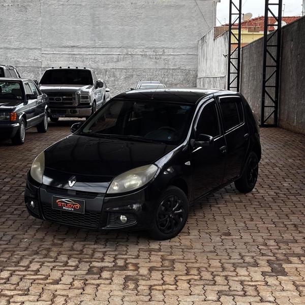 RENAULT SANDERO EXP 16HP