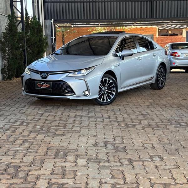 TOYOTA COROLLA APREMIUMH