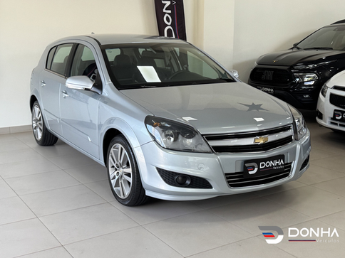 CHEVROLET VECTRA HATCH 4P GT-X