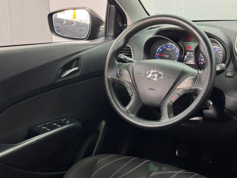 Hyundai HB20 1.0 Confort Plus - foto 8
