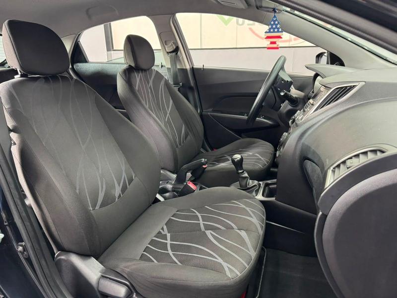 Hyundai HB20 1.0 Confort Plus - foto 11