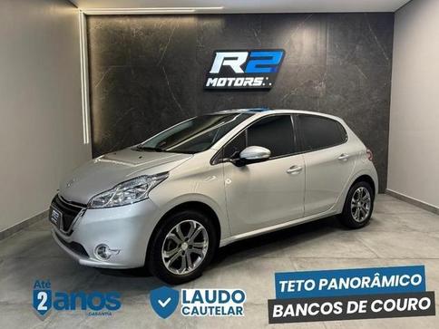PEUGEOT 208 ALLURE BVA