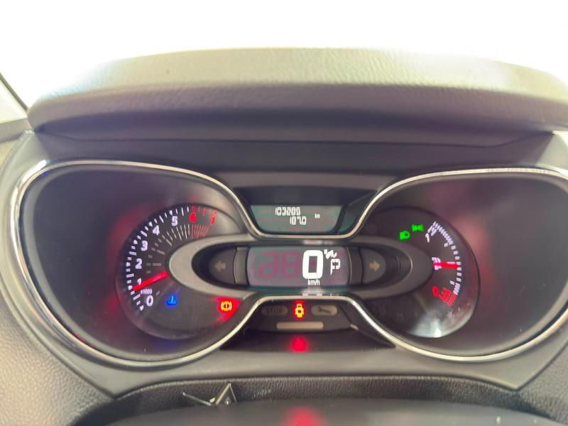Renault Captur Intense 2.0 16V 5P Automático - foto 8