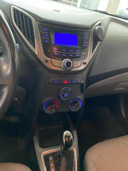 Hyundai HB20S 1.6 Automático Premium - foto 4
