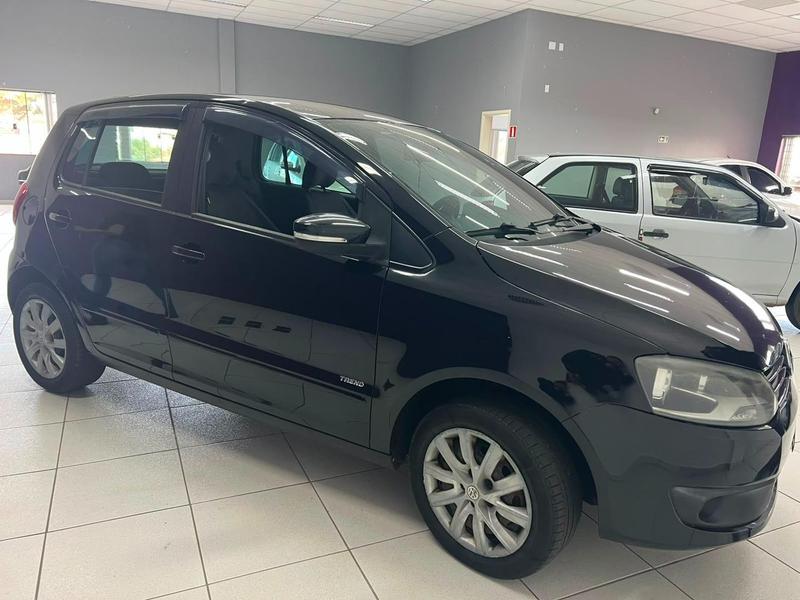 Volkswagen Fox 1.0 Mi Total Flex 8V 3P - foto 2