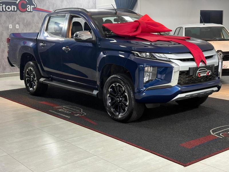 MITSUBISHI L200 TRITON 2.4 16V TURBO DIESEL SPORT HPE-S CD 4P 4X4 AUT