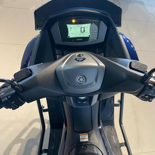 YAMAHA NMAX 160