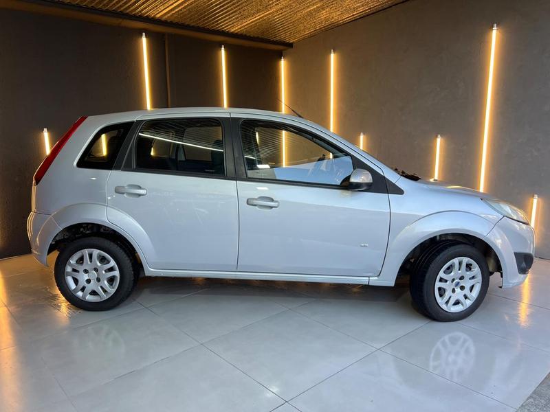 Ford Fiesta 1.6 Flex - foto 2