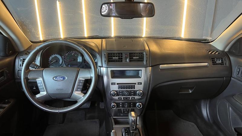 Ford Fusion - foto 8