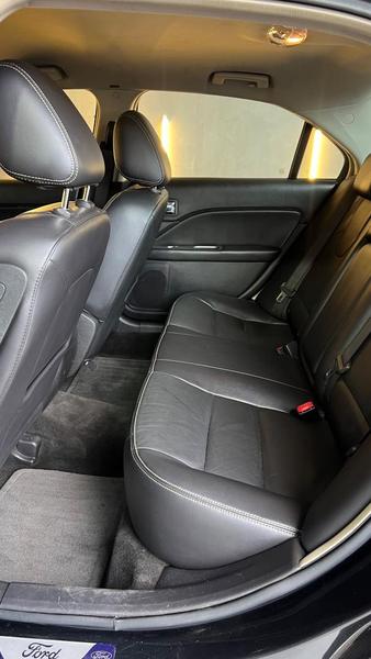 Ford Fusion - foto 9