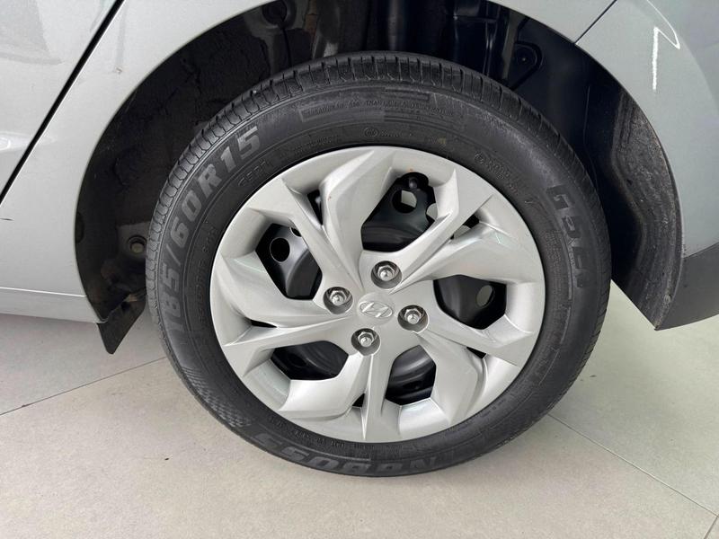 Hyundai HB20 1.0 M Comfor - foto 11