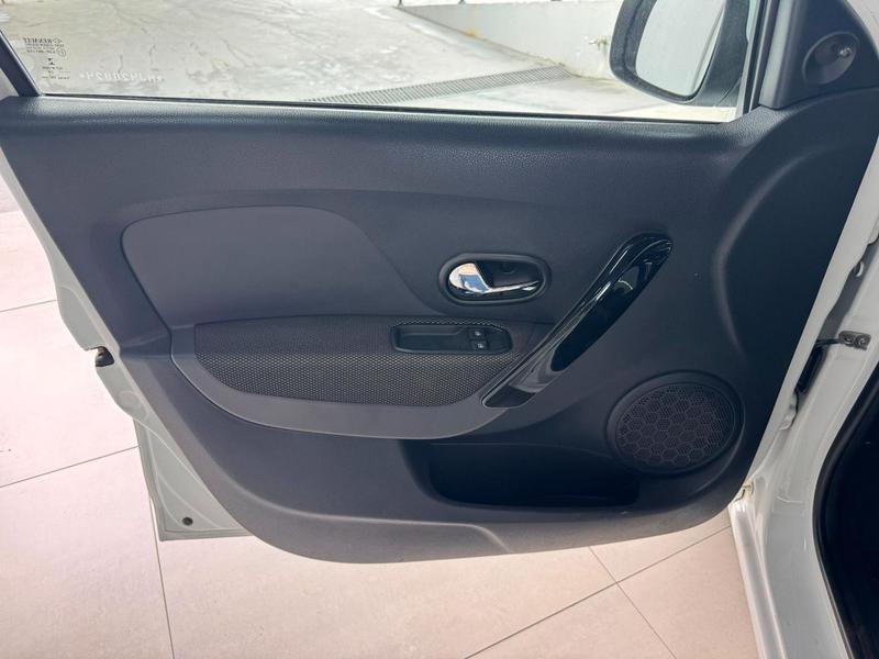 Renault Sandero Zen 10mt - foto 5