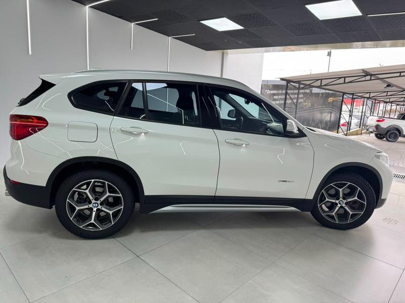 BMW X1 S 20i Active Flex - foto 4