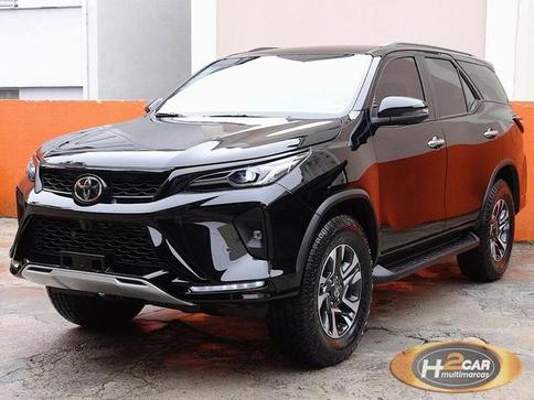 TOYOTA SW4 DSL 4X4 SRX PLATINUM AT 7S