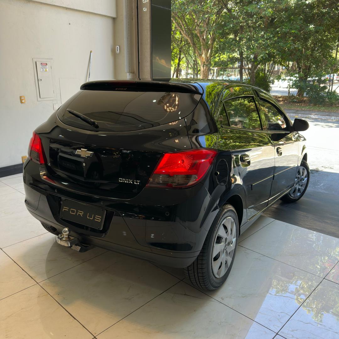 Imagem 5 de chevrolet onix 1.4mt lt 2015