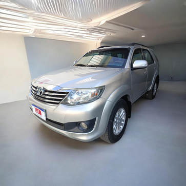 TOYOTA HILUX SW4 4X2SR