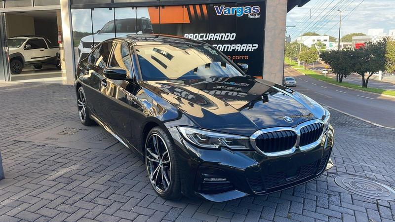 BMW 330e - foto 12