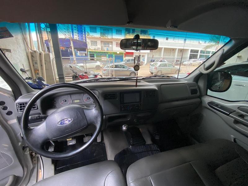 FORD F250 XLT F22